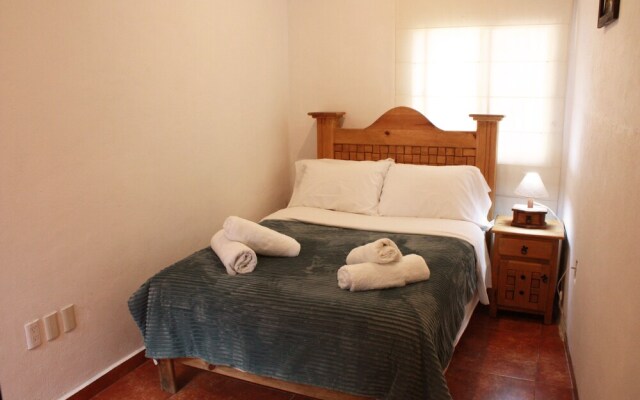 Casa Azuela & Valencia