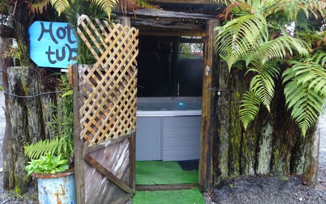 Glow Worm Accommodation - Hostel