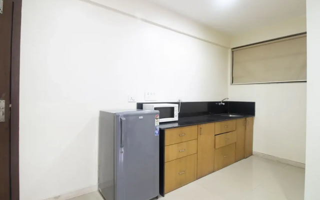 Capital O 45006 Shree Omkar Executive