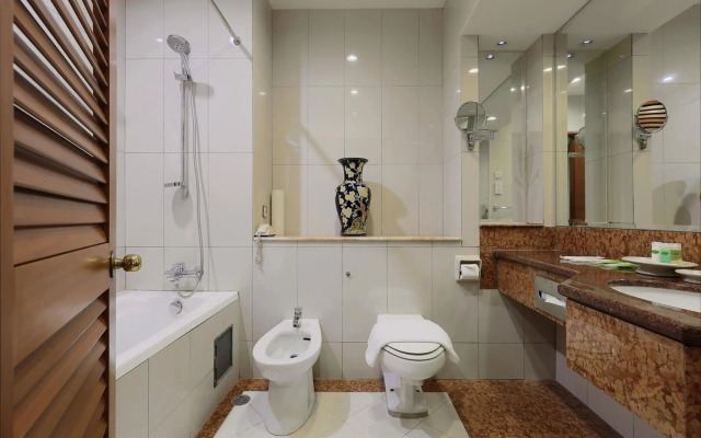 The Jesselton Hotel