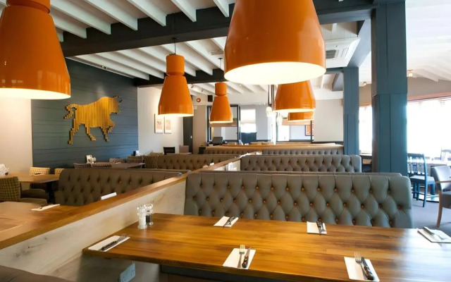 Premier Inn Taunton East