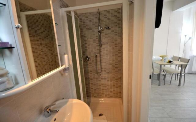 4-Tourist House Bologna-Studio