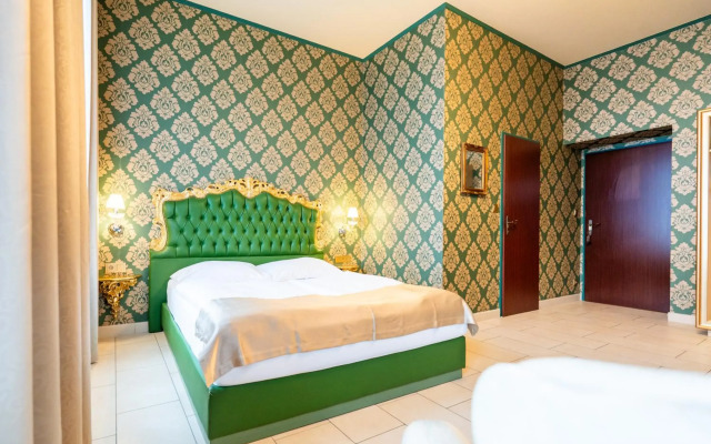 Hotel Urania