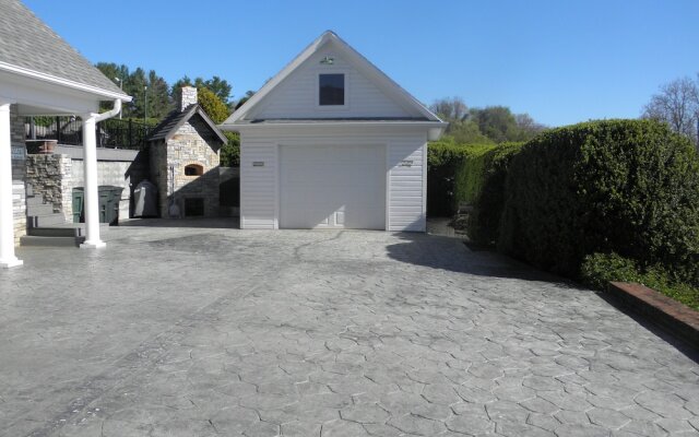 The Doctor's Inn Virginia