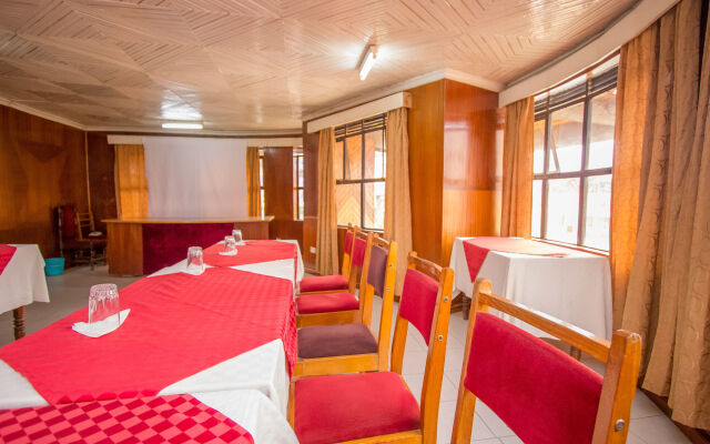 Hotel Genevieve