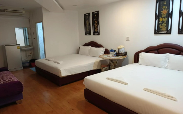 Longzhu Guesthouse