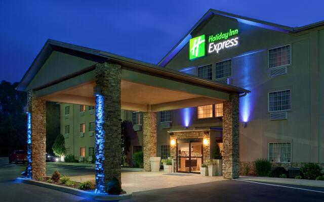 Holiday Inn Express Mount Pleasant-Scottdale, an IHG Hotel