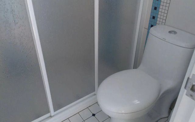 Summer Leisure Hostel