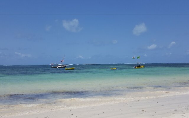 Luna House Malindi
