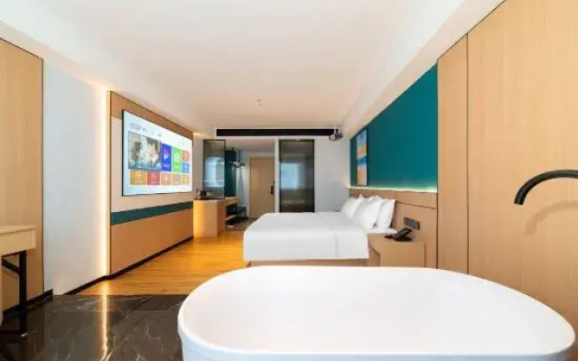 Hengfeng Holiday Inn Huizhou (Boluo Longxi Cultural Square Branch)