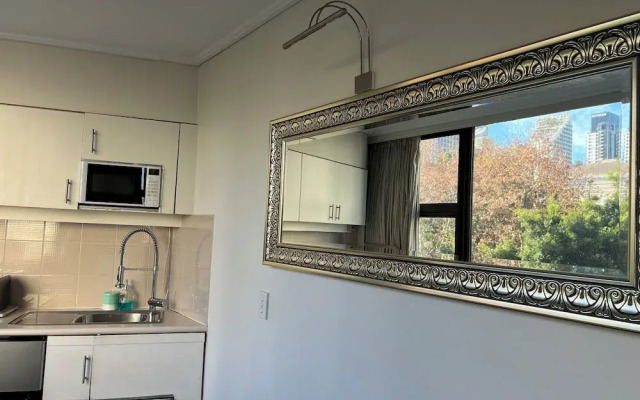 Sydney Hyde Park Paxsafe Apartments