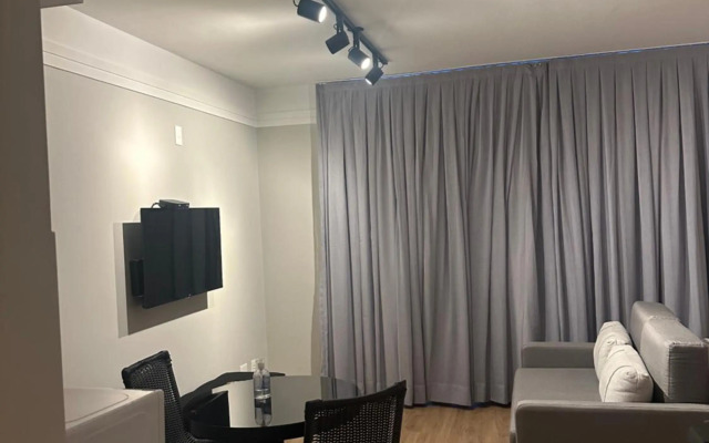 Flat Rua Bela Cintra 1356