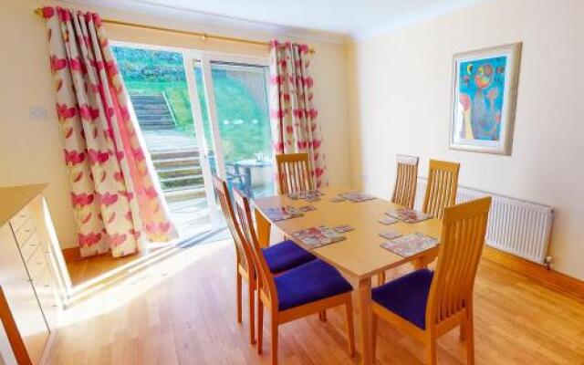 Fishermans Grove 3 Bed