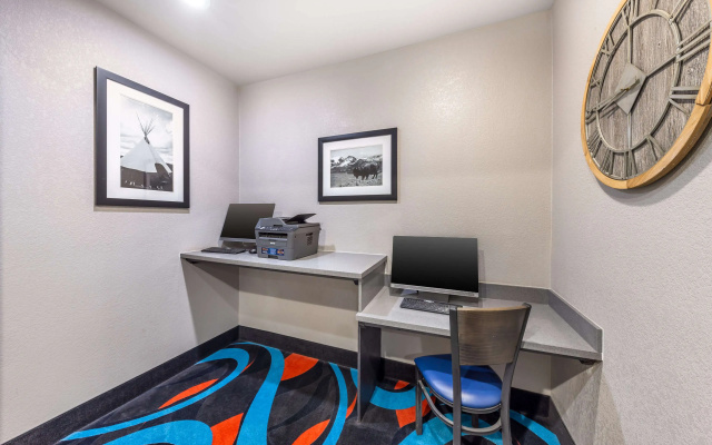 Best Western Atoka Inn & Suites