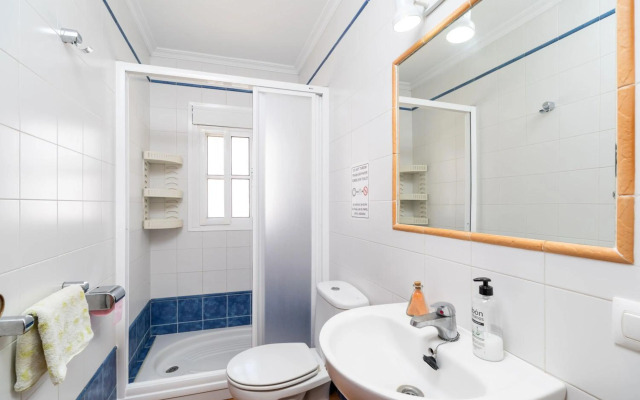 Casa Carlos con Piscina Privada en Conil