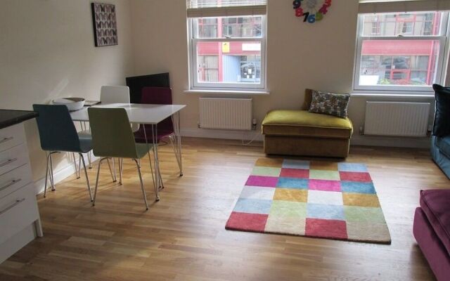 Bath Breaks Apartments