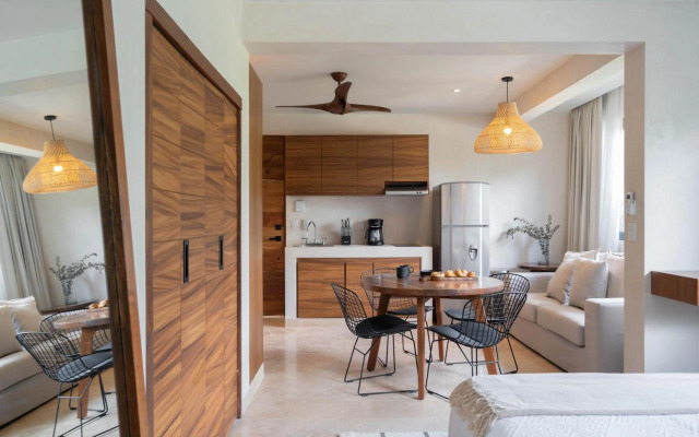 Yaxte Maya, 2BR Penthouse with Private Pool, Aldea Zama