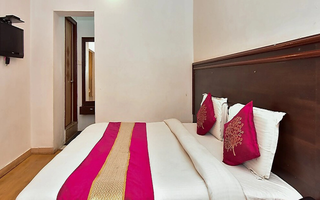 Hotel Deep Palace Near Bus Stand Udaipole