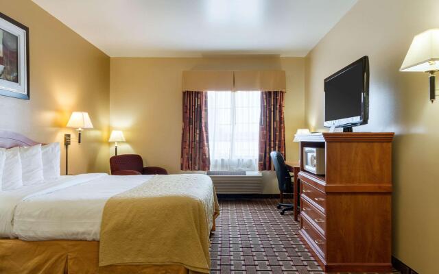 Econo Lodge Lubbock I-27