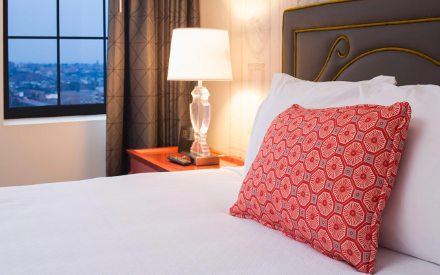 Hotel Indigo Baltimore Downtown by IHG