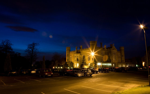 Cave Castle Hotel