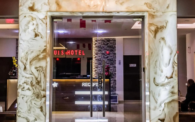Louis Hotel