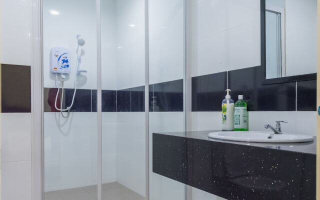 Mansion One Service Suite