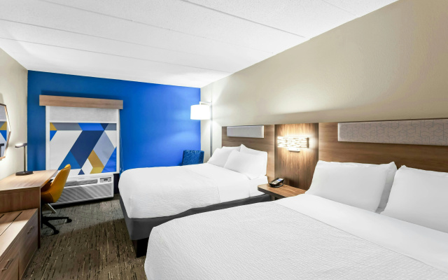 Holiday Inn Express Suites Charleston by IHG