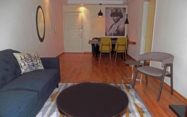 3b Seafront Retro apt - Olympic beach