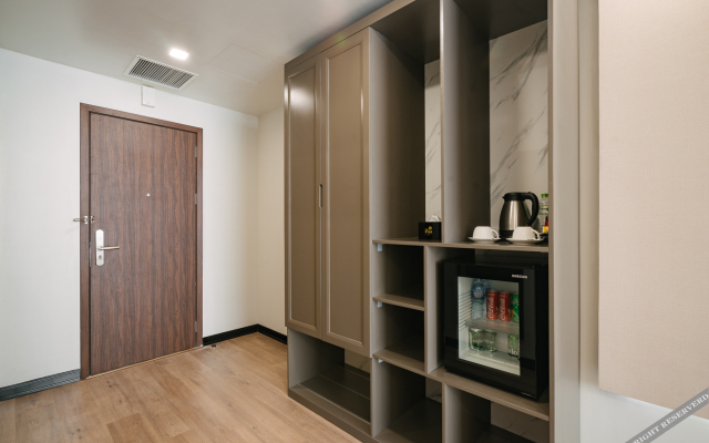 K-Zone The Star Hotel