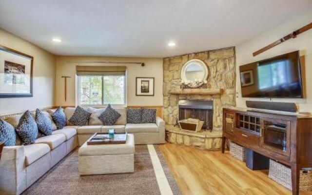 Tannhauser 121 - 2 Br Condo