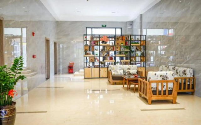 Zhaoqing Xingyi Hotel