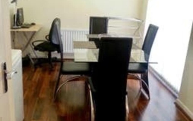 Lovely 3 Bed House nr Etihad Stadium & City Centre