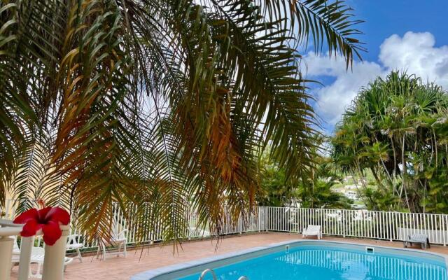 Studio dans résidence avec piscine proche marina