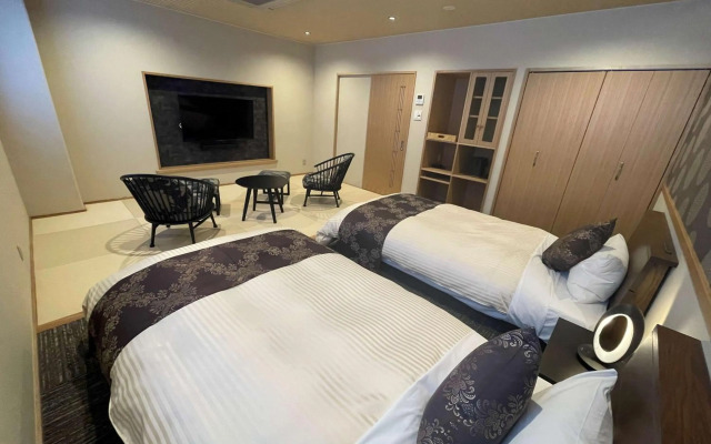 Hotel Kazurabashi