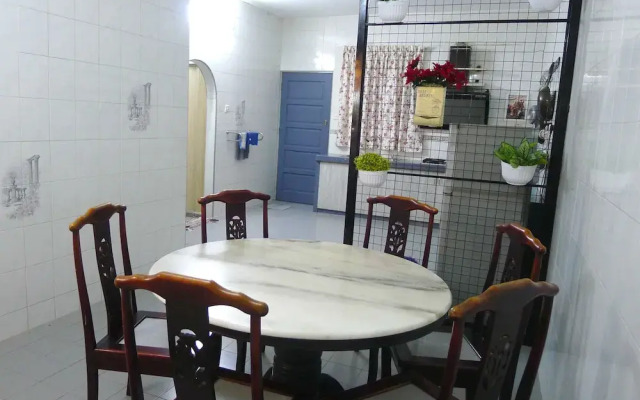 Bukit Tinggi Klang - Cozy Home