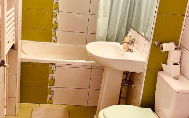 C-House Inchiriaza Apartament 2 Camere in Regim Hotelier