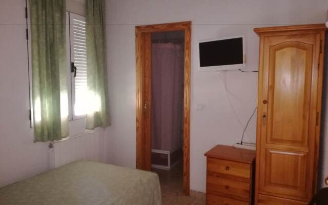 Alojamiento CR Cuatro Caminos