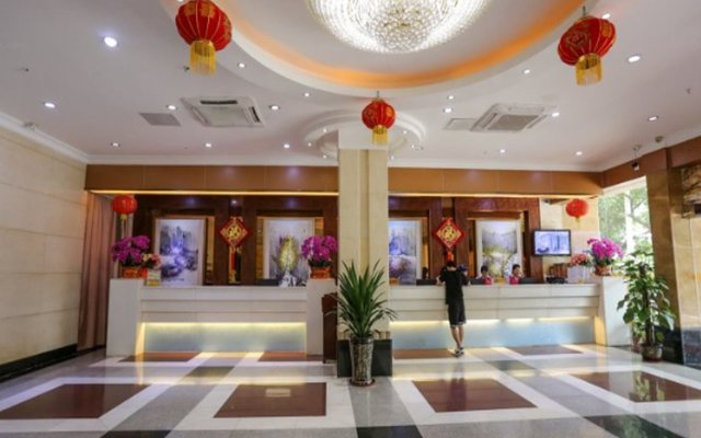 Dongcheng Hotel