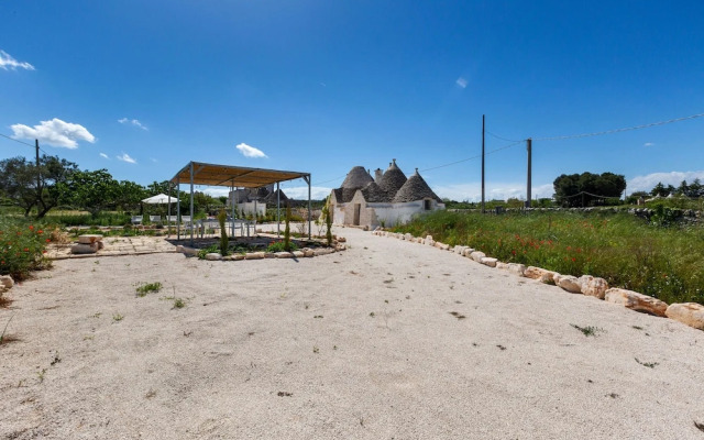 4003 Brunaldi Trulli by Perle di Puglia