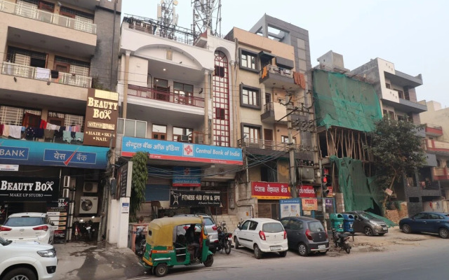 Oyo 26449 Rajdhani Residency