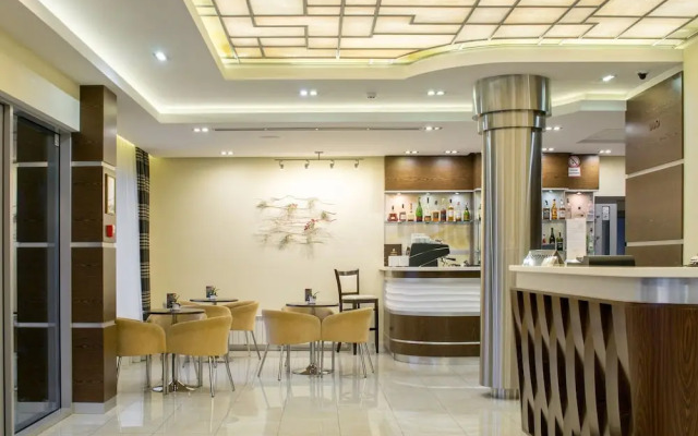 Гостинично-ресторанный комплекс с пляжем RiverSide