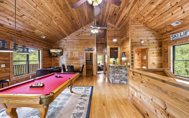 A Smoky Hideaway in Gatlinburg