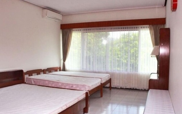De Dago Pakar Villa by HouseinBandung