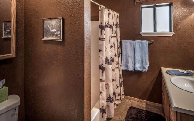 Ruidoso River Park - Two Bedroom Cabin