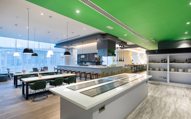 Studio M Arabian Plaza Hotel & Hotel Apartments