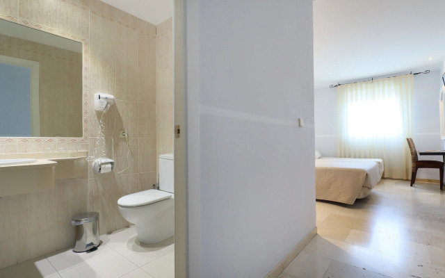 Oasis Cordoba Hotel