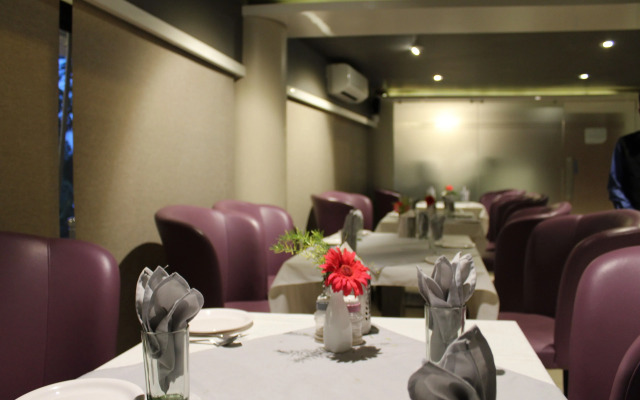 Hotel Pooja International