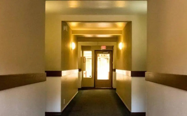 Coachman Inn