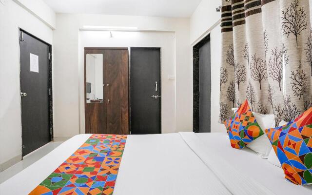 Fabhotel Vardhan House Ii